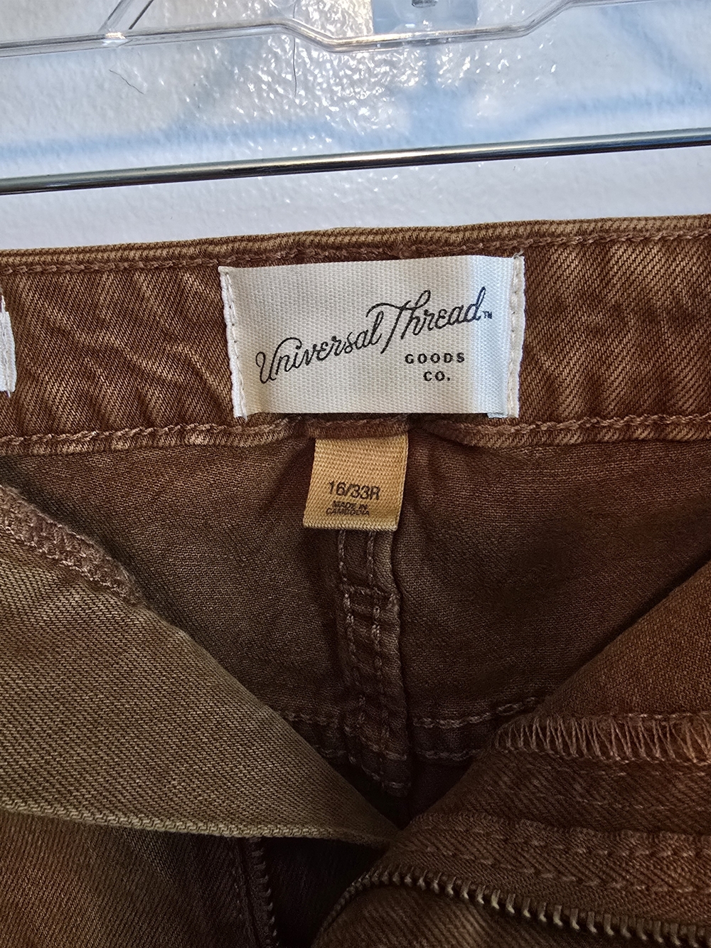 Universal Thread Men's Tan Straight-Leg Chinos